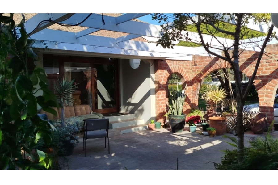 4 Bedroom Property for Sale in Walmer Eastern Cape